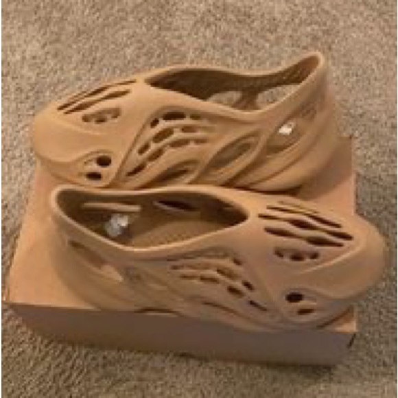 Yeezy Other - Yeezy foam Runners